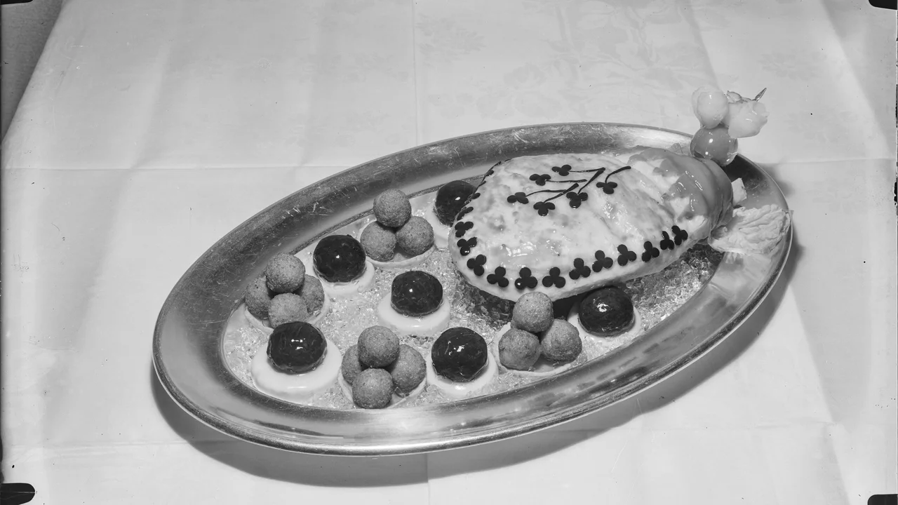 Traditional Swedish baked goods, holiday breads, and decorative pastries recorded in the museum ethnological archive.