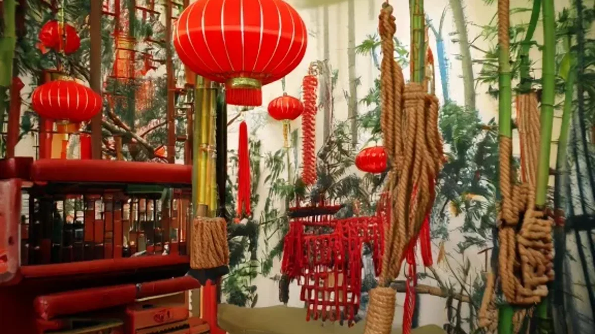 Formal Communication and Precision