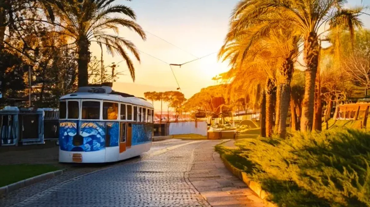 خودتو معرفی کن و بگو حالت چطوره