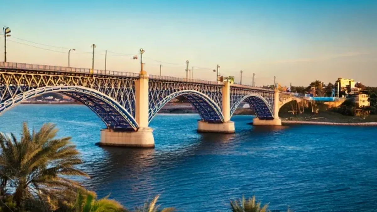 Nuanced Comparisons and Passive Actions